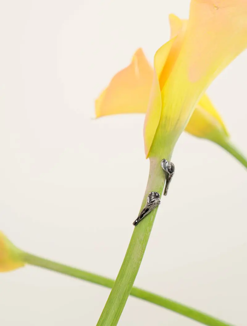 Simple Calla Lily Earrings - Image 3