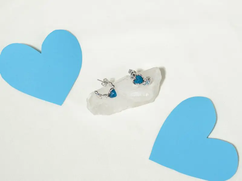 Love Card Earrings - Image 5