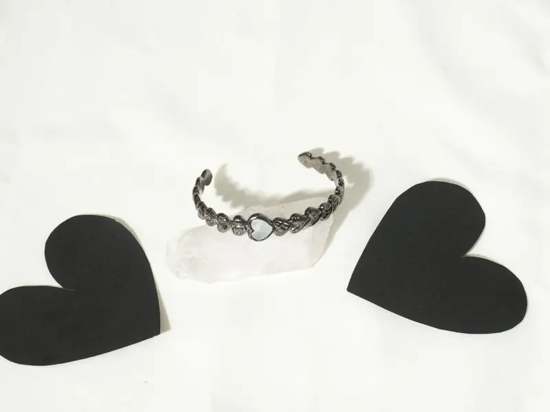 Love Card Bangle - Image 5