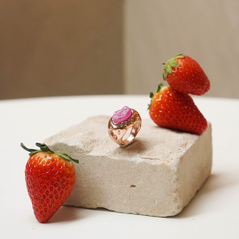Strawberry Ring in Pink Gold