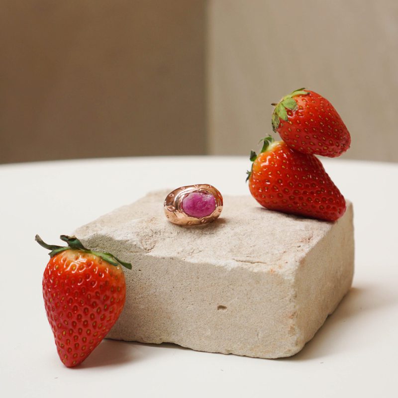 Strawberry Ring in Pink Gold