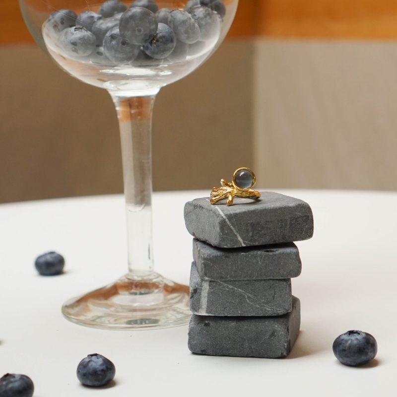 Twist Blueberry Ring - Image 3