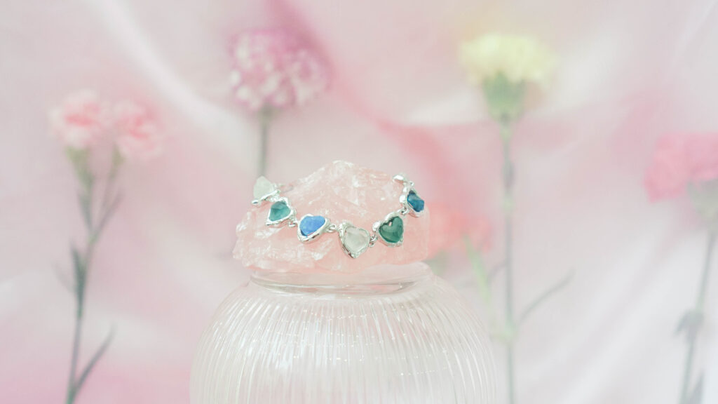 Lot of Love Bracelet - Image 12