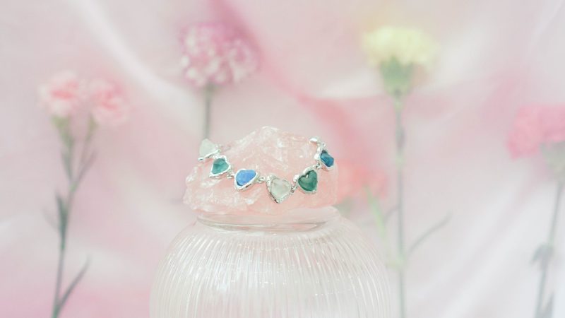 Lot of Love Bracelet - Image 12