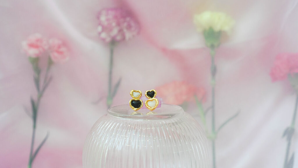 Lot of Love Earrings - Image 2