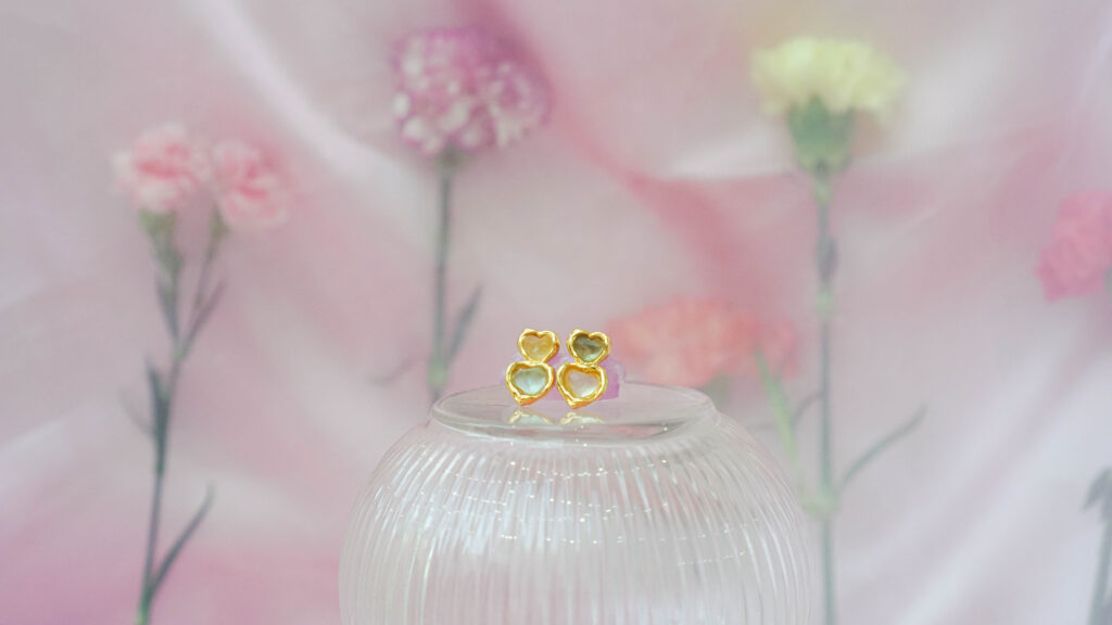 Lot of Love Earrings - Image 3