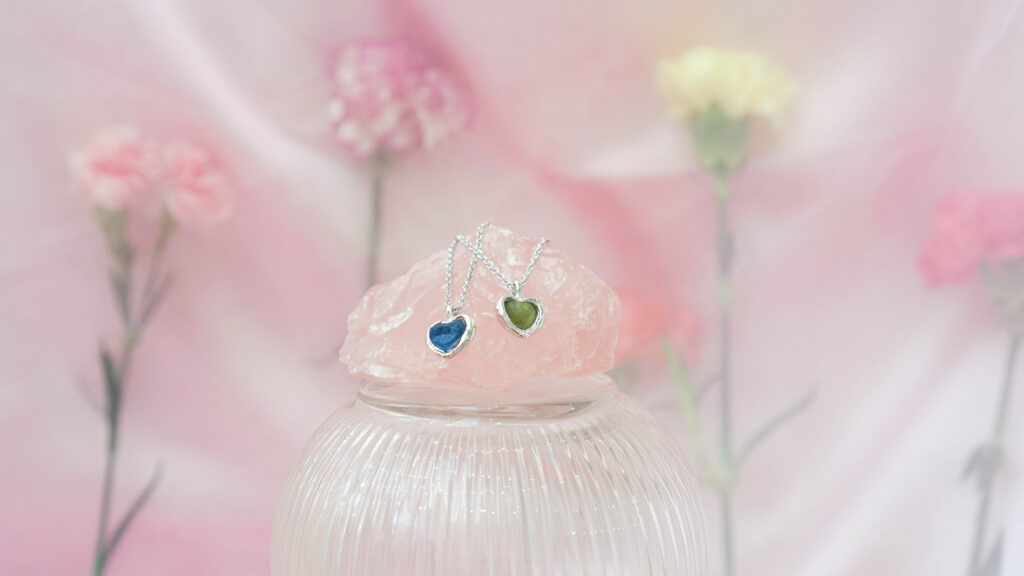 Lot of Love Pendant - Image 19