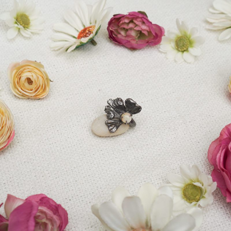 Simple Poppy Ring - Image 5