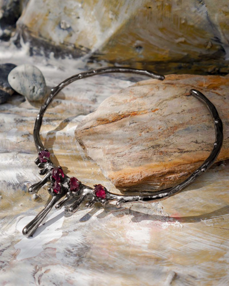 Lava Choker