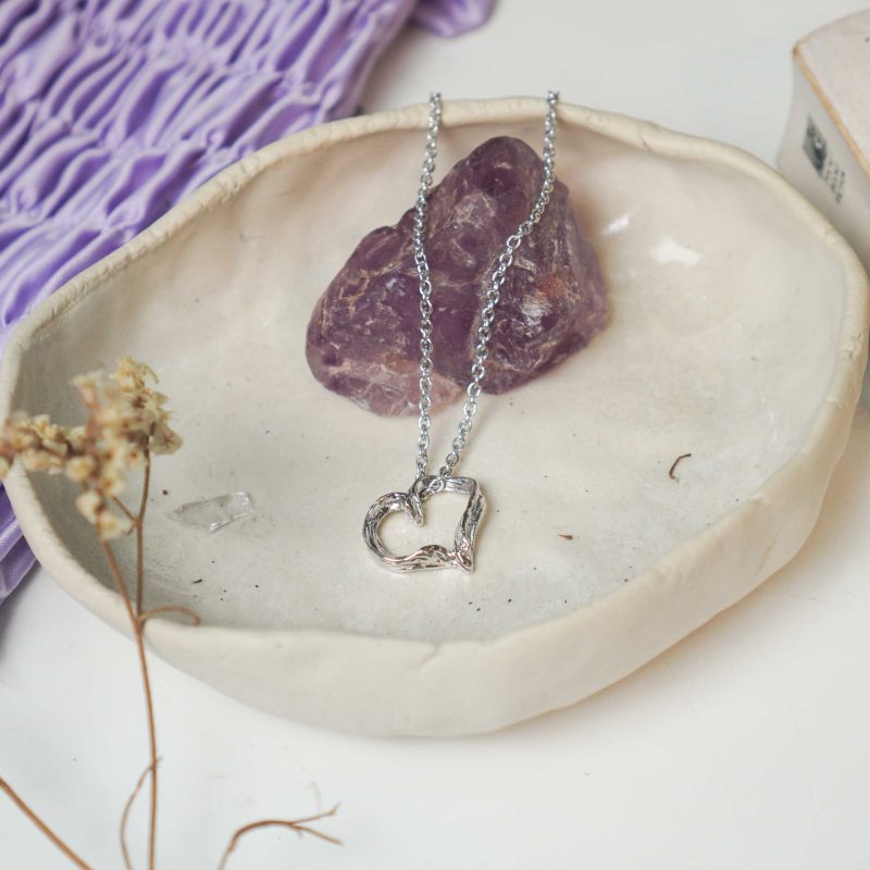 Simple Venus Pendant - Image 3