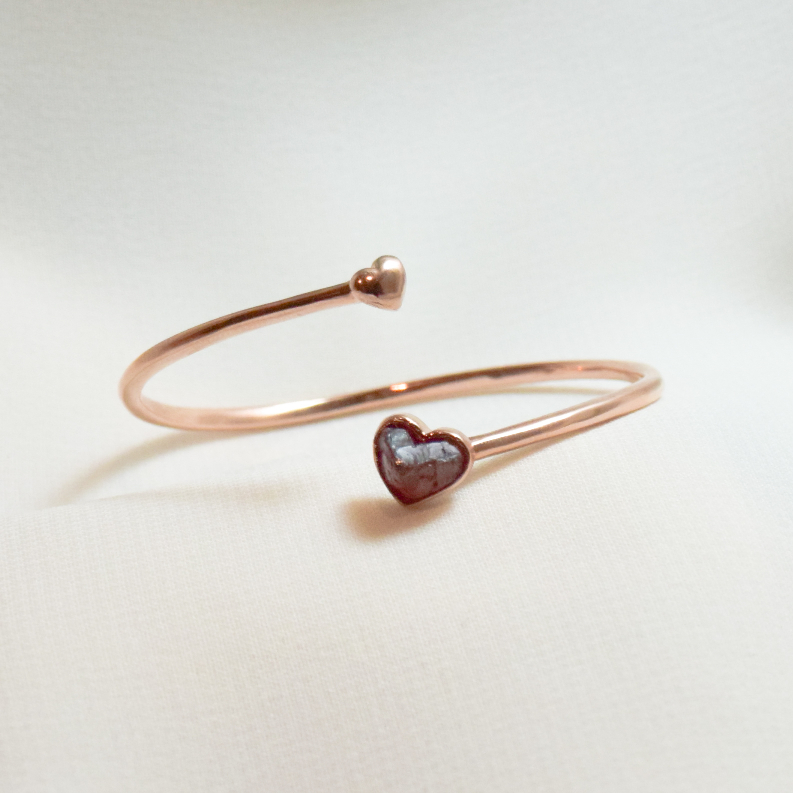 Mini Heart Bangle