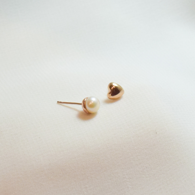 Mini Heart & Pearl Earrings