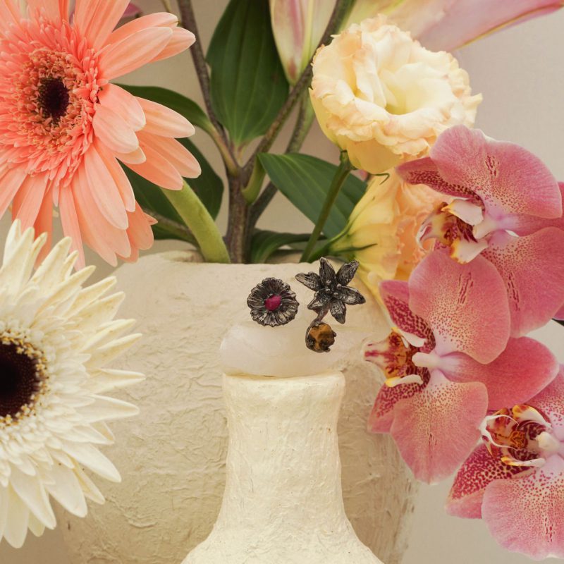 Triple Garden of Flowers Ring - Image 3